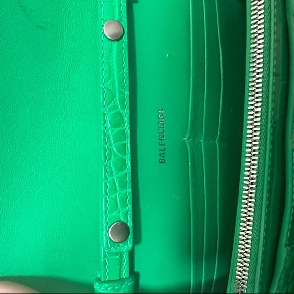Balenciaga hourglass chain wallet crocodile embossed - Picture 9 of 12